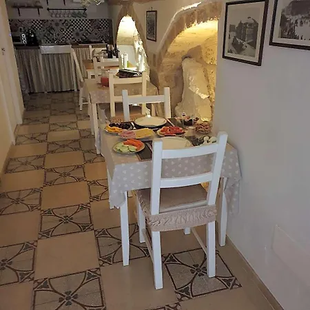 Dei Cardinale Panzió Bari