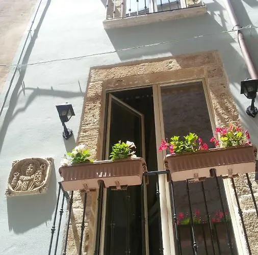 Dei Cardinale לינה וארוחת בוקר