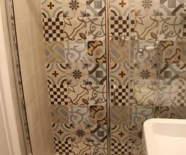 Dei Cardinale 4* בארי