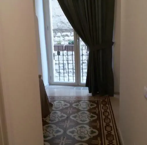 לינה וארוחת בוקר Dei Cardinale בארי